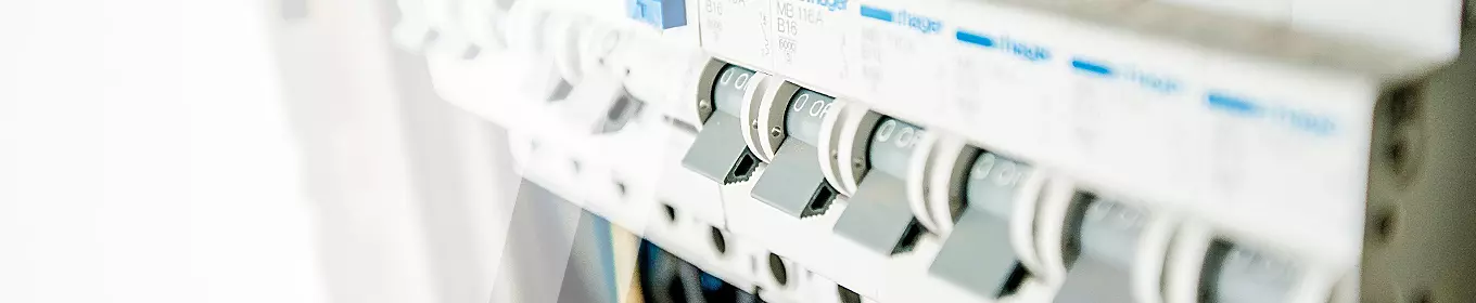 Elektrotechnik Seminare, Lehrgänge und Weiterbildungen bei der TÜV Thüringen Akademie