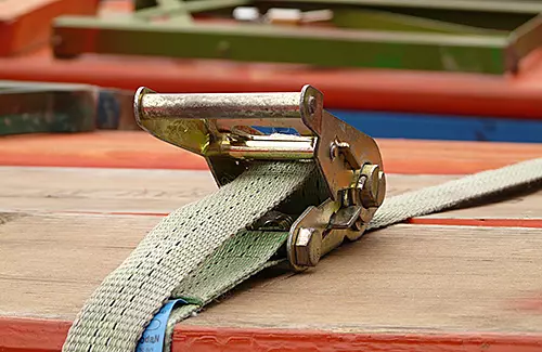 Fortbildungslehrgang: Befähigte Person zur Prüfung von Zurr- und Anschlagmitteln