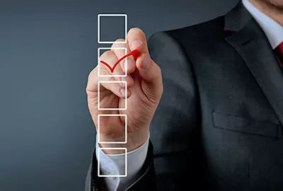 Abschlüsse - TÜV Akademie