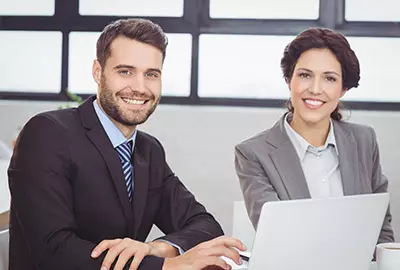 Ansprechpartner - TÜV Akademie