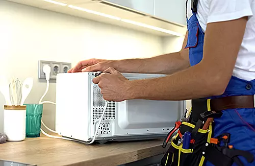 Jahresunterweisung: Befähigte Person zur Prüfung ortsveränderlicher elektrischer Arbeitsmittel